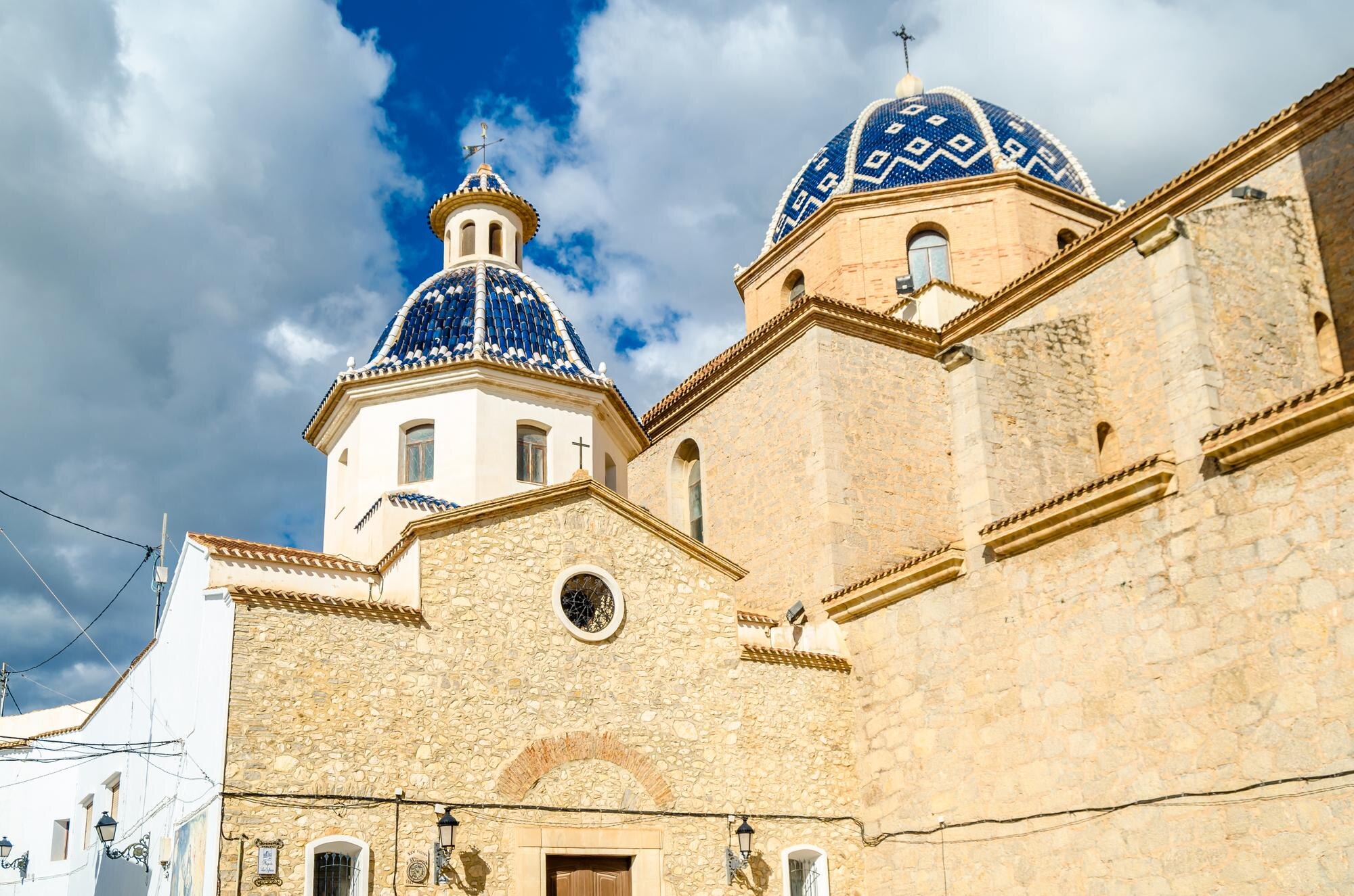 Iglesia de Nuestra Señora del Consuelo en el casco antiguo de Altea