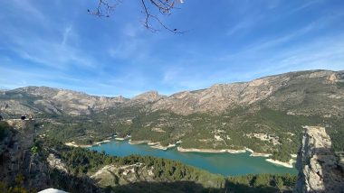 Vista panorámica de El Castell de Guadalest en la Costa Blanca